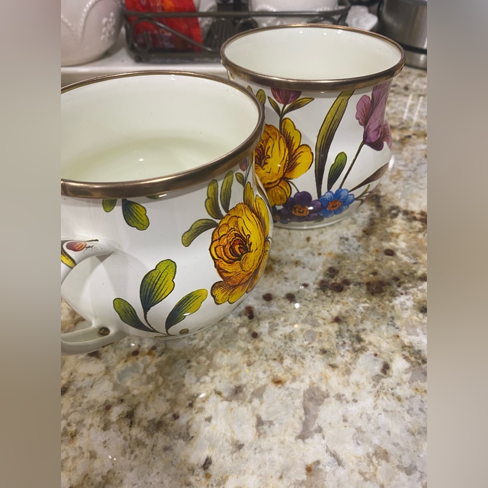Mugs